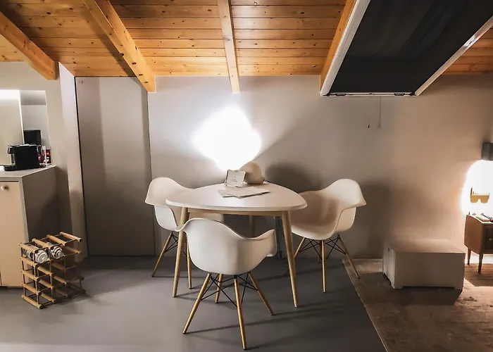 Api Projects Διαμέρισμα *