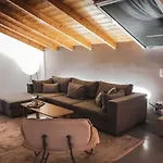 شقة Api Projects نافبليو